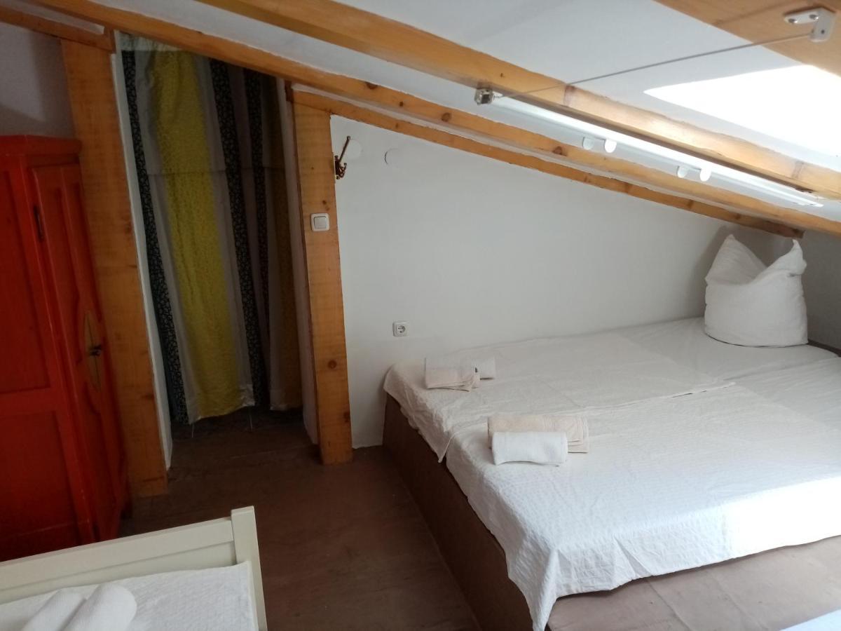 Casa Di Marko 105 M2 Garden Apartment โรวีน ภายนอก รูปภาพ