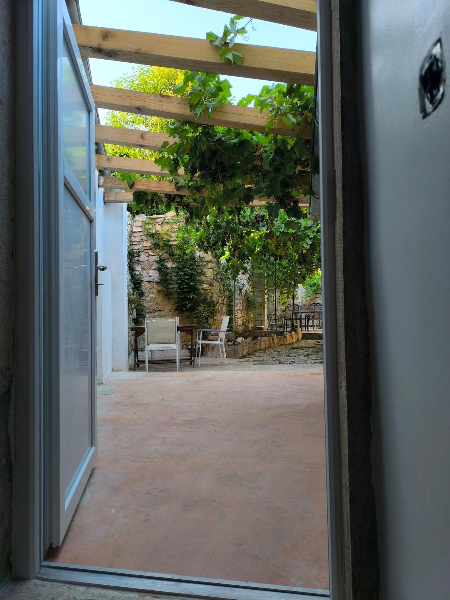 Casa Di Marko 105 M2 Garden Apartment โรวีน ภายนอก รูปภาพ